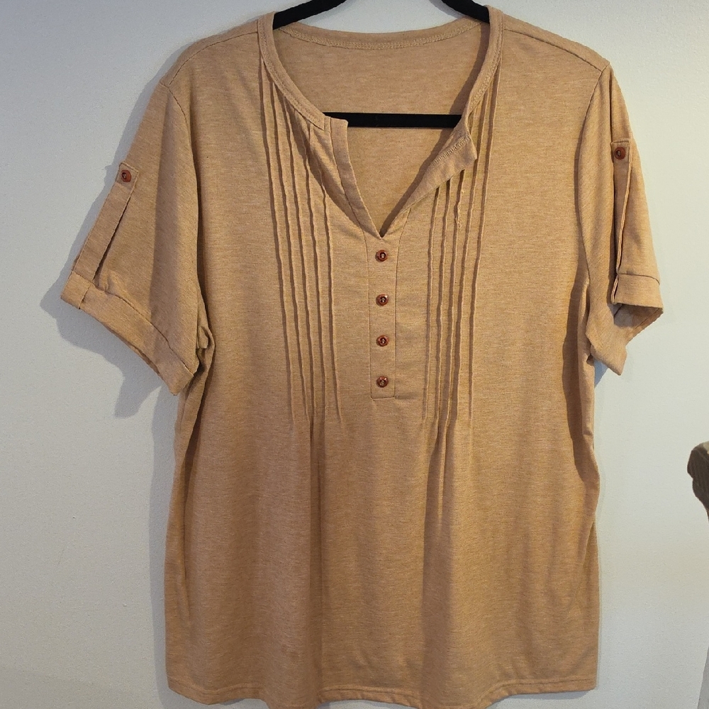 Women's Short Sleeve Pintuck Henley Tops
